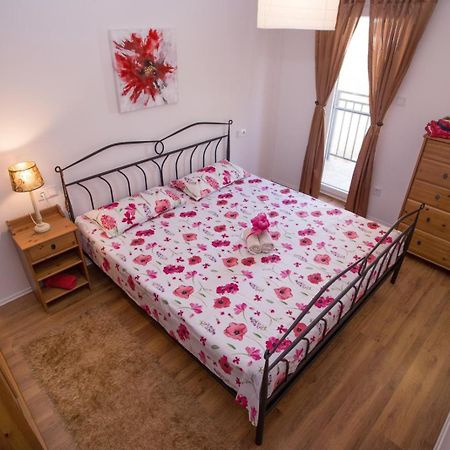Ferienwohnung Tip Deluxe Podstrana Exterior foto