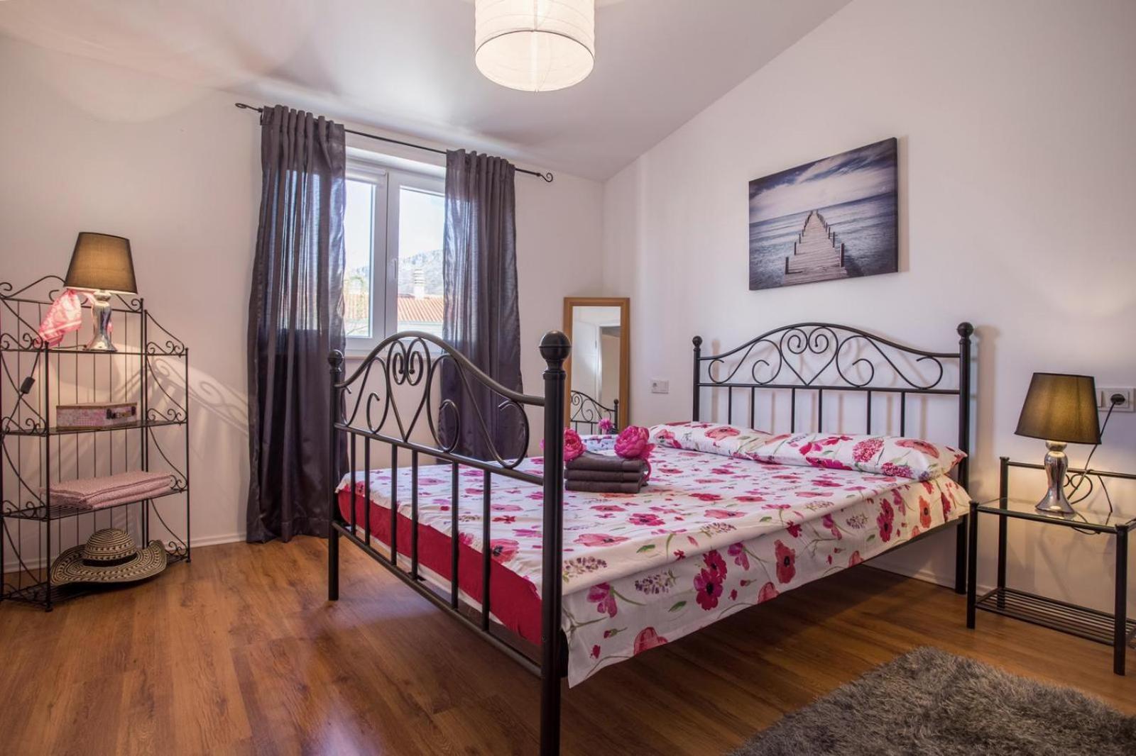 Ferienwohnung Tip Deluxe Podstrana Exterior foto