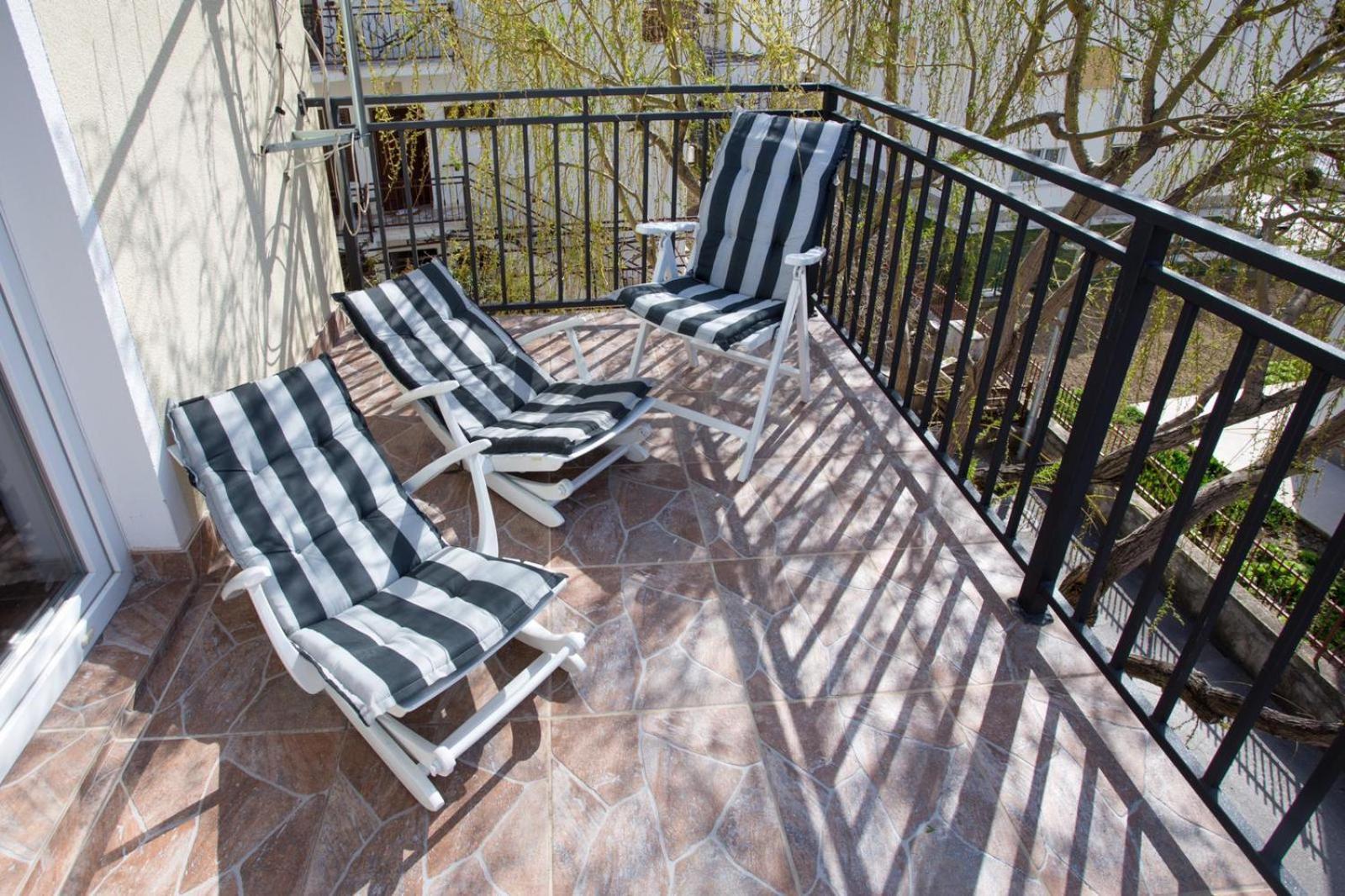 Ferienwohnung Tip Deluxe Podstrana Exterior foto
