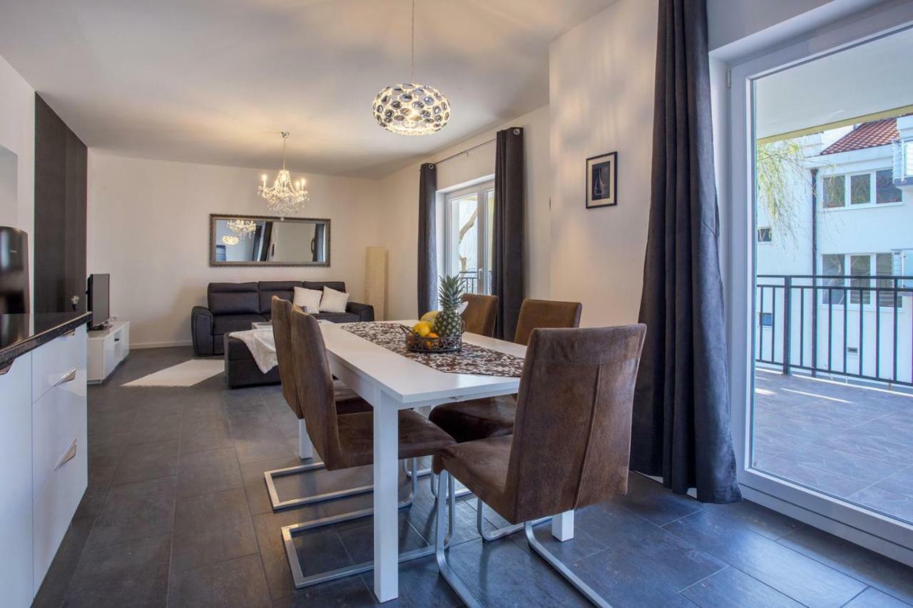 Ferienwohnung Tip Deluxe Podstrana Exterior foto