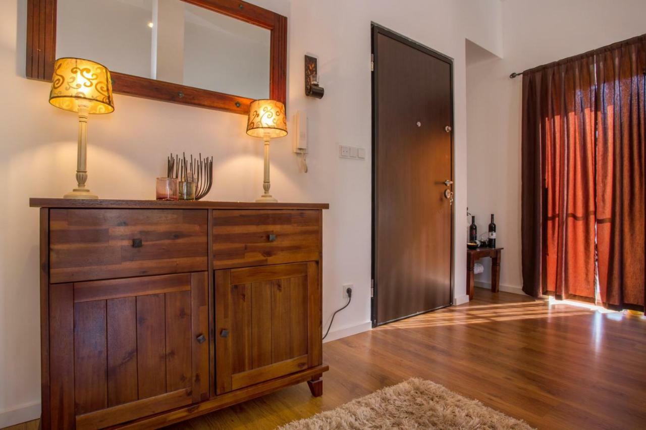 Ferienwohnung Tip Deluxe Podstrana Exterior foto
