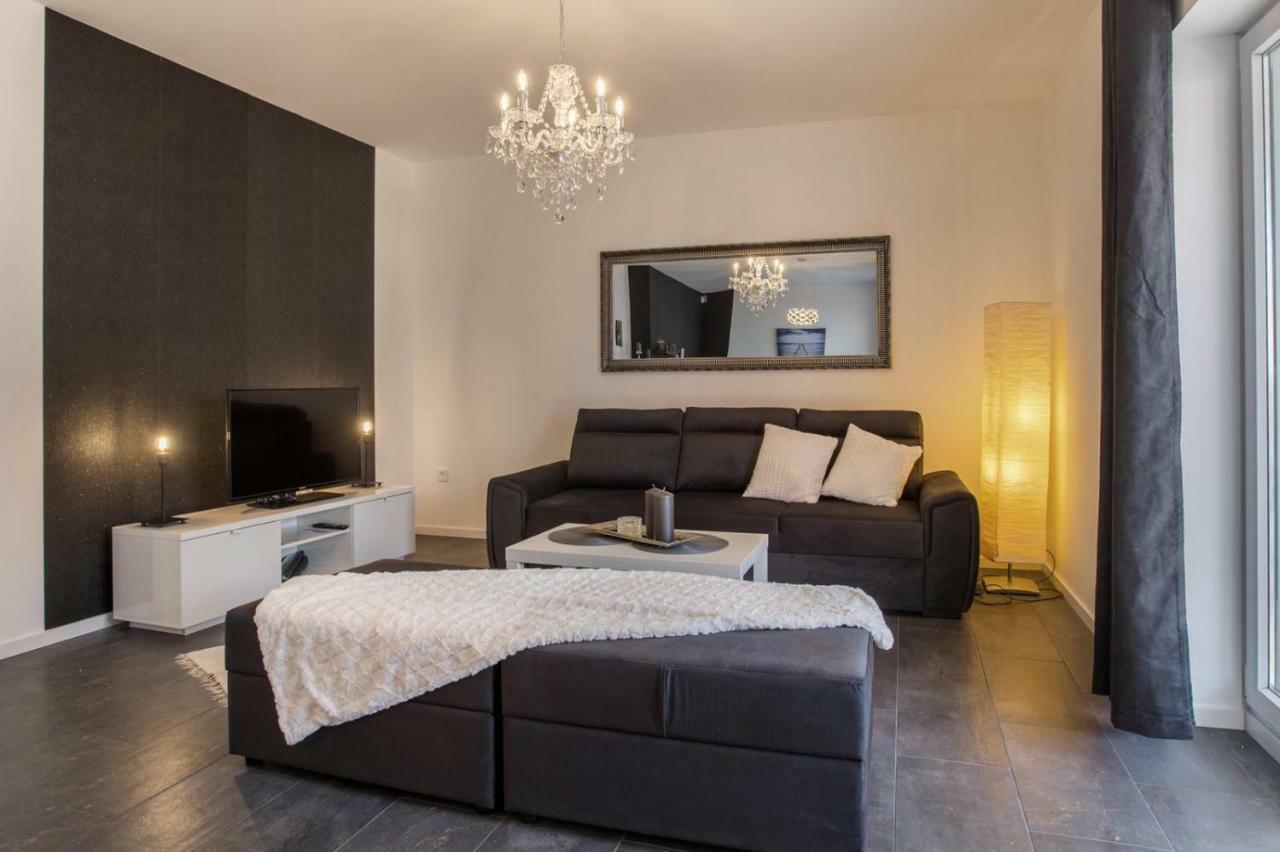 Ferienwohnung Tip Deluxe Podstrana Exterior foto